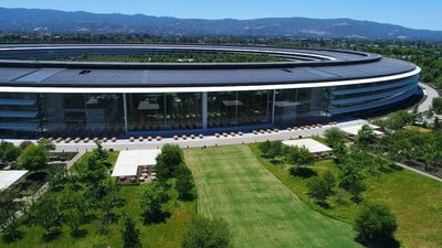 Apple park drone junio de 2018 2