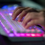 Los piratas informáticos han devuelto una pequeña parte de un robo récord de criptomonedas, y los expertos en seguridad están a la caza del resto.
