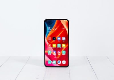 oppo 3ra generación debajo de la pantalla de la cámara1