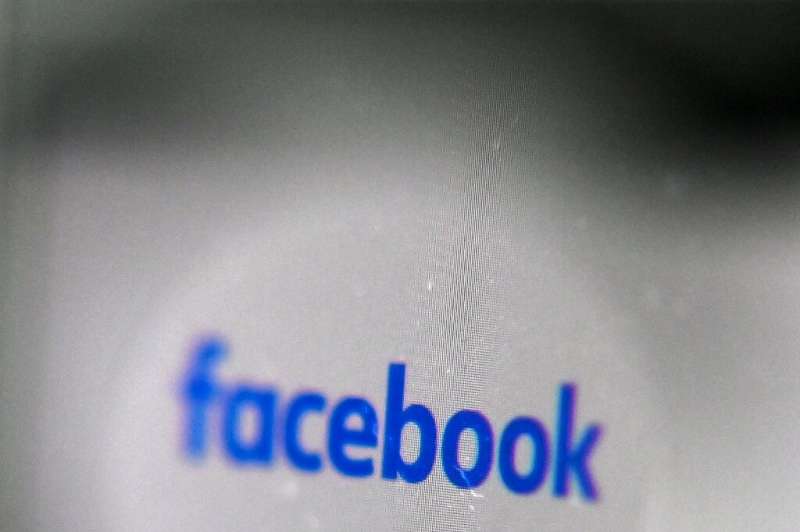 Facebook ha respondido después de que una serie de artículos atacaran sus políticas y su trabajo.