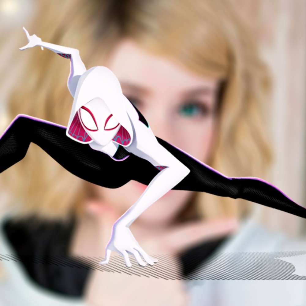 Anastasia Komori hace cosplay de Gwen Stacy en Spider-Man: Into the Spider-Verse