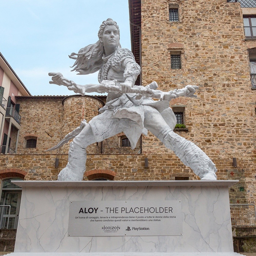 Sony construye la estatua de Aloy en Italia, como homenaje a mujeres heroicas