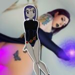 Teph se convierte en Raven con un genial cosplay de Teen Titans