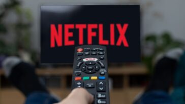 'Triste y exasperante': los críticos han criticado salvajemente el lujoso nuevo drama de Netflix
