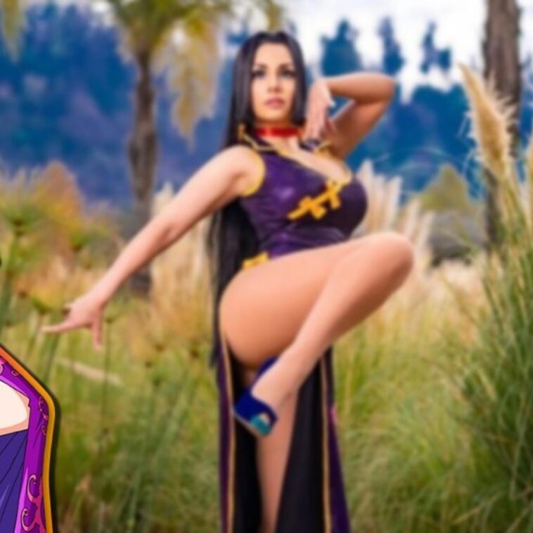 Chilena hace réplica cosplay de Boa Hancok de One Piece