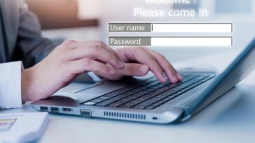 Cómo desbloquear la pantalla de una computadora de manera fácil en Windows 10