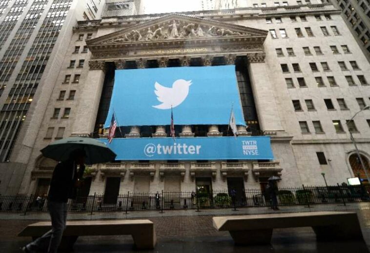 En los 15 años de existencia de Twitter, la plataforma se ha convertido en el canal de comunicación predominante para la política y el gobierno.