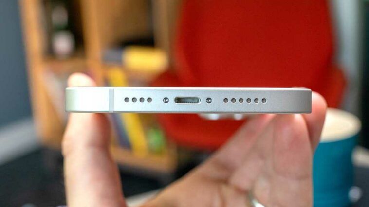 El rumoreado puerto USB-C del iPhone 15 probablemente será tan lento como Lightning
