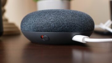 Cómo transmitir mensajes de voz a tus altavoces Google Nest
