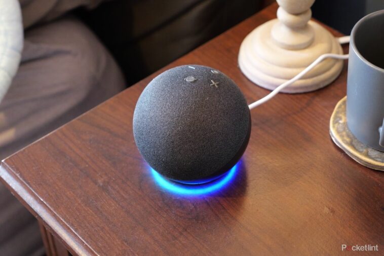 Revisión de Amazon Echo Dot (5.ª generación): altavoz pequeño, gran sonido
