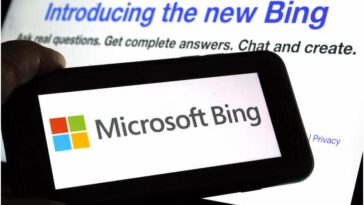 Microsoft trae el chatbot de Bing a los teléfonos después de frenar las peculiaridades