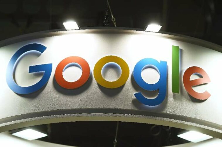 Google se ha estado esforzando para contrarrestar la amenaza que representa para su motor de búsqueda en línea que genera dinero Microsoft, que avanza con rapidez con
