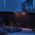 Los mejores dispositivos de baño inteligentes 2023: los mejores espejos, parlantes y básculas para ayudar a elevar su espacio