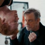 Mark Hamill entrena a Cameron Monaghan en promocional de Star Wars Jedi: Survivor