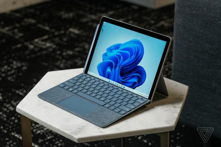 La mejor computadora portátil barata 2022: Microsoft Surface Go 3