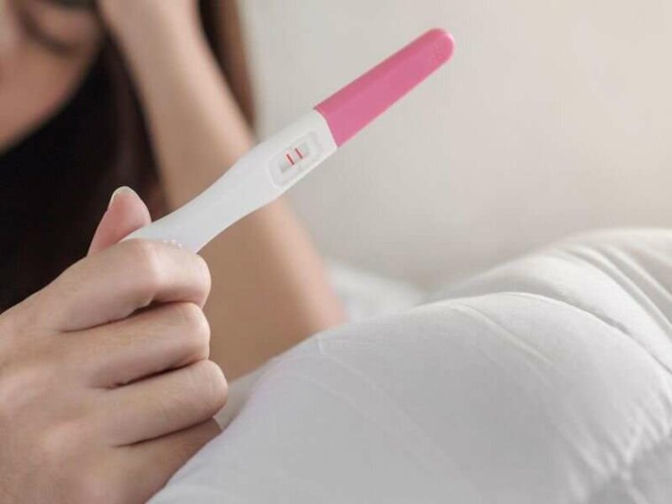 Aplicación gratuita de fertilidad compartió información con terceros, dice la FTC