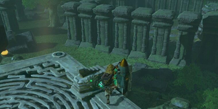 Totk Thyphlo Ruins Skytower Adjuntar cohetes Primer plano