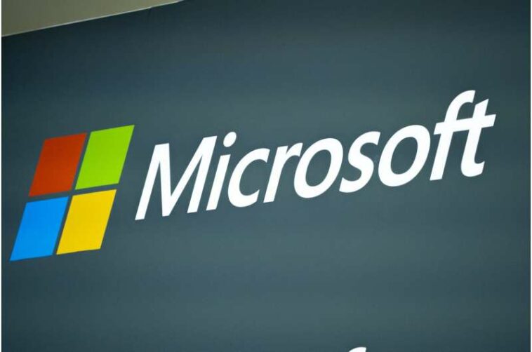 El programa de alfabetización mediática de Microsoft tiene como objetivo empoderar a los usuarios de Internet y combatir la desinformación en línea.