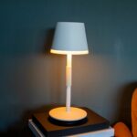 Revisión de la lámpara de mesa portátil Philips Hue Go: ilumina tu hogar y jardín