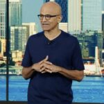 El presidente y director ejecutivo de Microsoft, Satya Nadella, presenta en el discurso de apertura de la conferencia Inspire el 18 de julio de 2023.