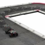 Un robot asequible parecido a un coche en miniatura para probar algoritmos de control y estimación