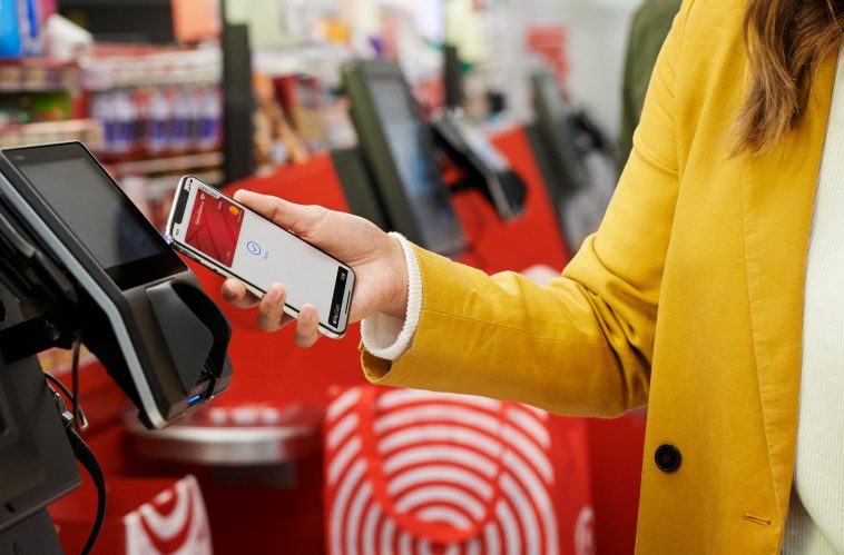 Apple acepta abrir Apple Pay en Europa