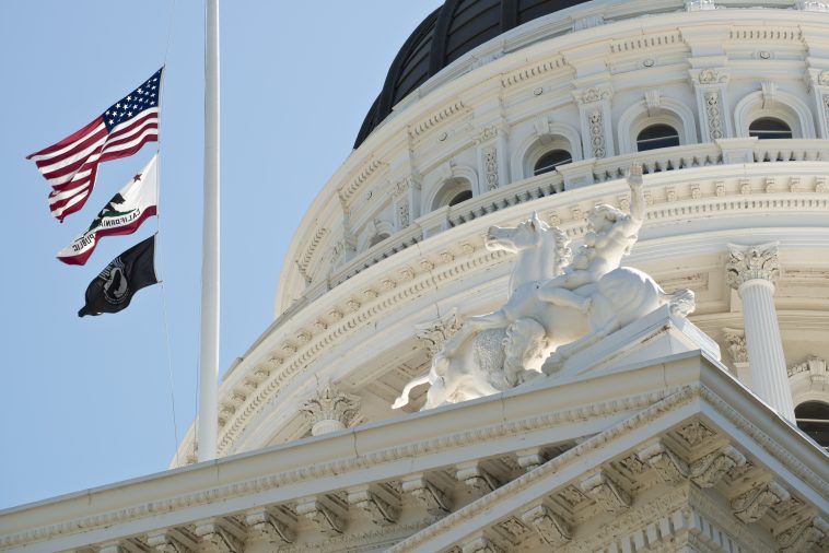 El gobernador de California Newsom veta el proyecto de ley de seguridad de la IA, argumentando que "no es el mejor enfoque"