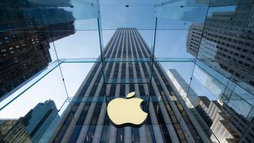 Apple acusada nuevamente de violar las leyes laborales