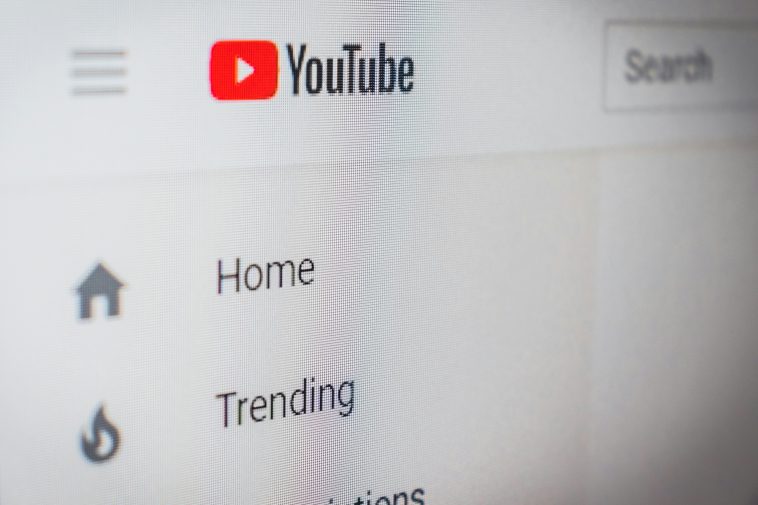 Youtube tiene una nueva herramienta para detectar celebridades falsificadas por IA