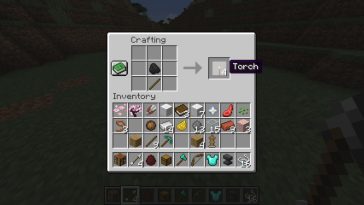 La receta de elaboración de una antorcha en Minecraft.