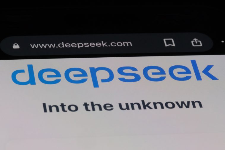 Deepseek golpeado por ciberataque y interrupción en medio de un gran éxito