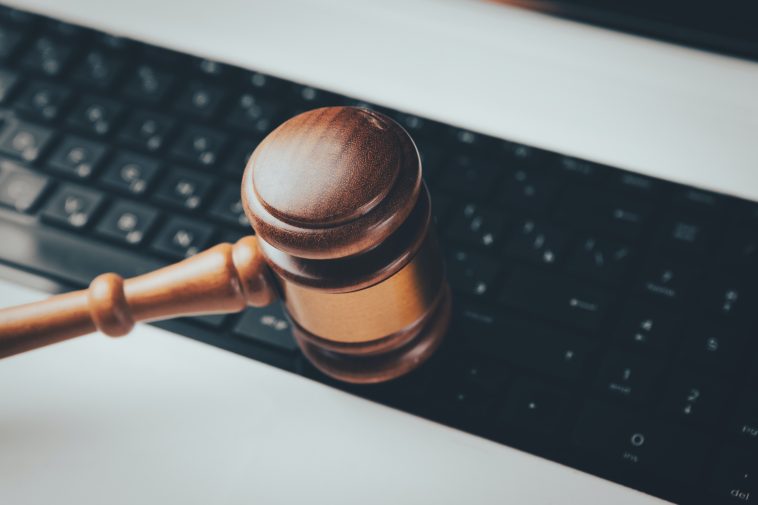 Aquí está el país que será el primero en usar la IA para escribir leyes