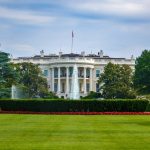 La Casa Blanca condena la 'extorsión' de Manzana y Meta