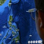El nombre del Mar del Sur de China permanece visible al norte y al oeste de la zona recién identificado como el Mar de Filipinas Occidental.