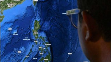 El nombre del Mar del Sur de China permanece visible al norte y al oeste de la zona recién identificado como el Mar de Filipinas Occidental.
