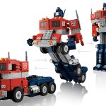 Iconos de LEGO: Modelo de pantalla Optimus Prime Transformers 2-in-1