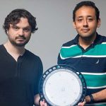 Ocultar códigos secretos a la luz protege contra videos falsos