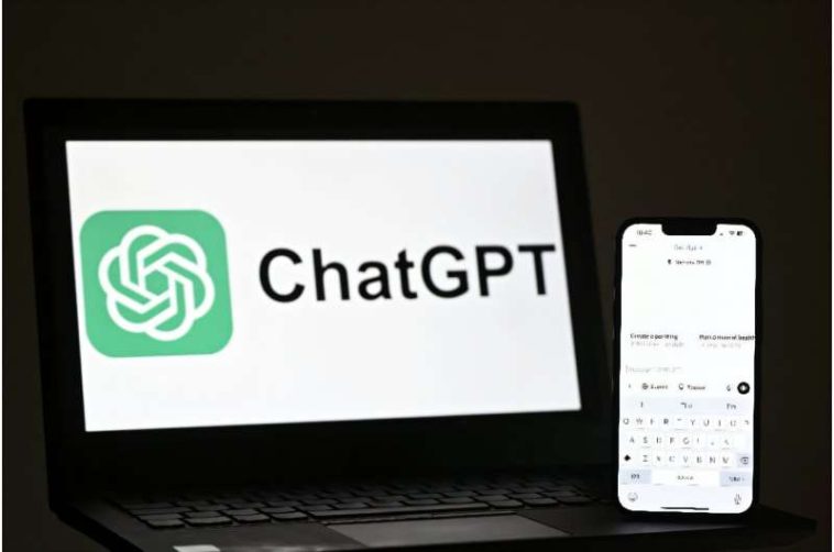Operai dice que ChatGPT-5 recién lanzado brilla en 'Vibe Coding' en el que la herramienta de inteligencia artificial crea rápidamente programas de computadora a pedido