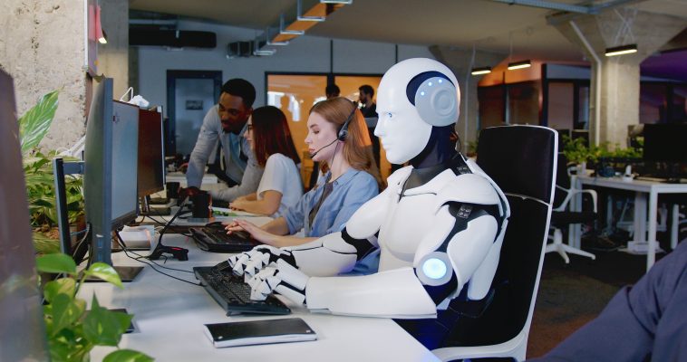 Por qué los líderes de TI piensan que la IA generativa creará empleos