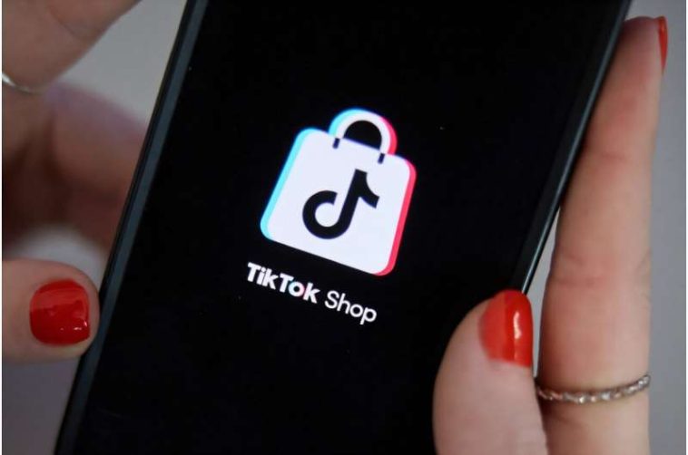 Los gigantes de las redes sociales han descrito una prohibición australiana de menores de 16 años que evalúan sus plataformas como "impreciso" y "problemático"