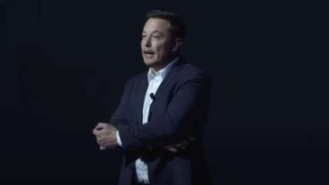 El Papa dice que le preocupa cuánto dinero ganan los CEO como Elon Musk