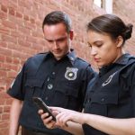 policía