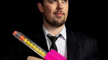 Sean Hollister