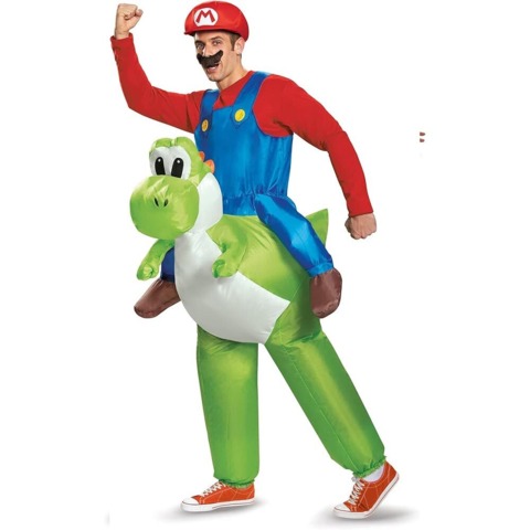 Este disfraz de Super Mario está maldecido, pero al menos es barato antes de Halloween