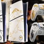 Controladores de PS5 Slim y Dualsense de la edición limitada de Yotei de Yotei