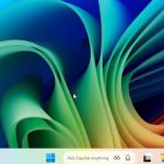 Copilot llega a la barra de tareas de Windows 11.