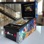 Agregue esta máquina de pinball digital a su sala de juegos por poco dinero durante el Cyber ​​Monday