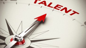 Preguntas y respuestas: el CEO de Andela habla sobre la necesidad de 'talento sin fronteras' en medio de las limitaciones de las visas de trabajo