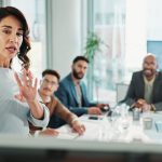 La fusión Coursera-Udemy de 2.500 millones de dólares está impulsada por la velocidad de la IA