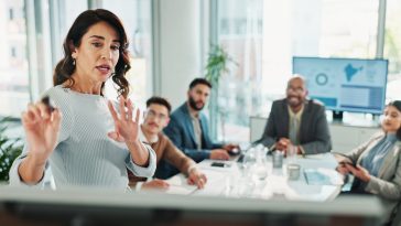 La fusión Coursera-Udemy de 2.500 millones de dólares está impulsada por la velocidad de la IA